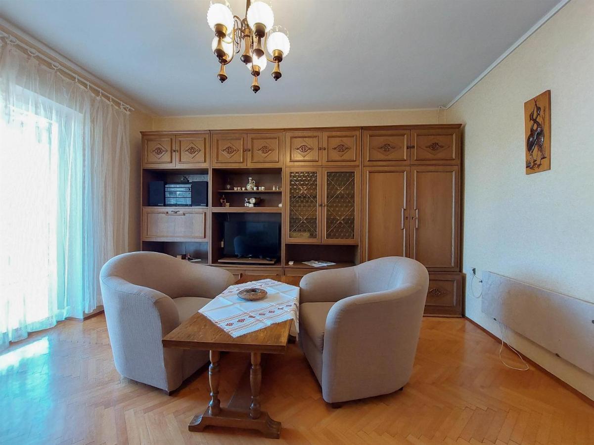 Apartments Nikola Punat Eksteriør billede